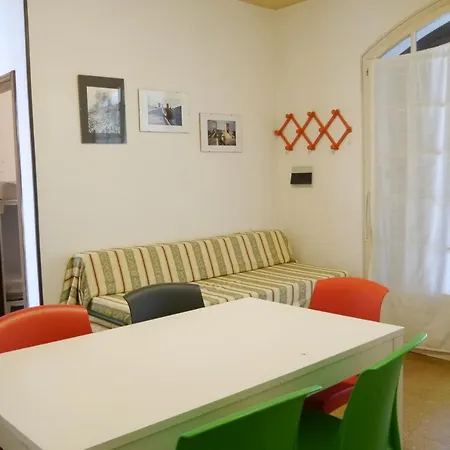 בית נופש Viale Algeria 94