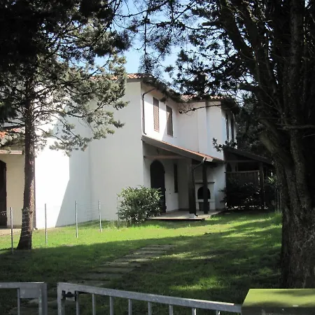 Viale Algeria 94 * Lido delle Nazioni