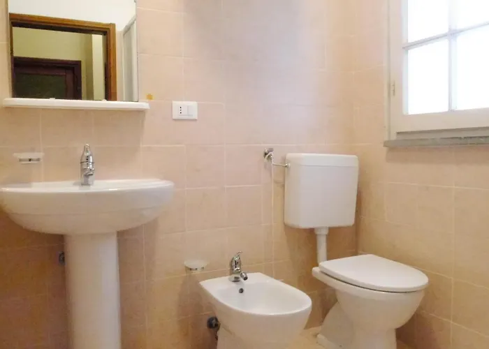 Viale Algeria 94 Lido delle Nazioni