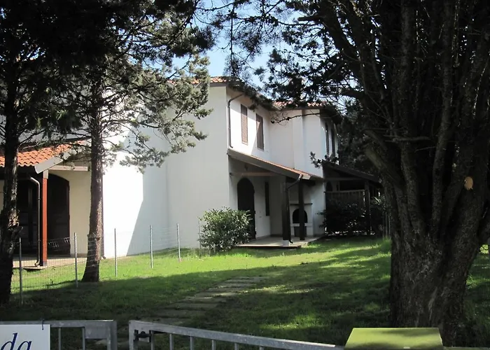 Viale Algeria 94 * Lido delle Nazioni